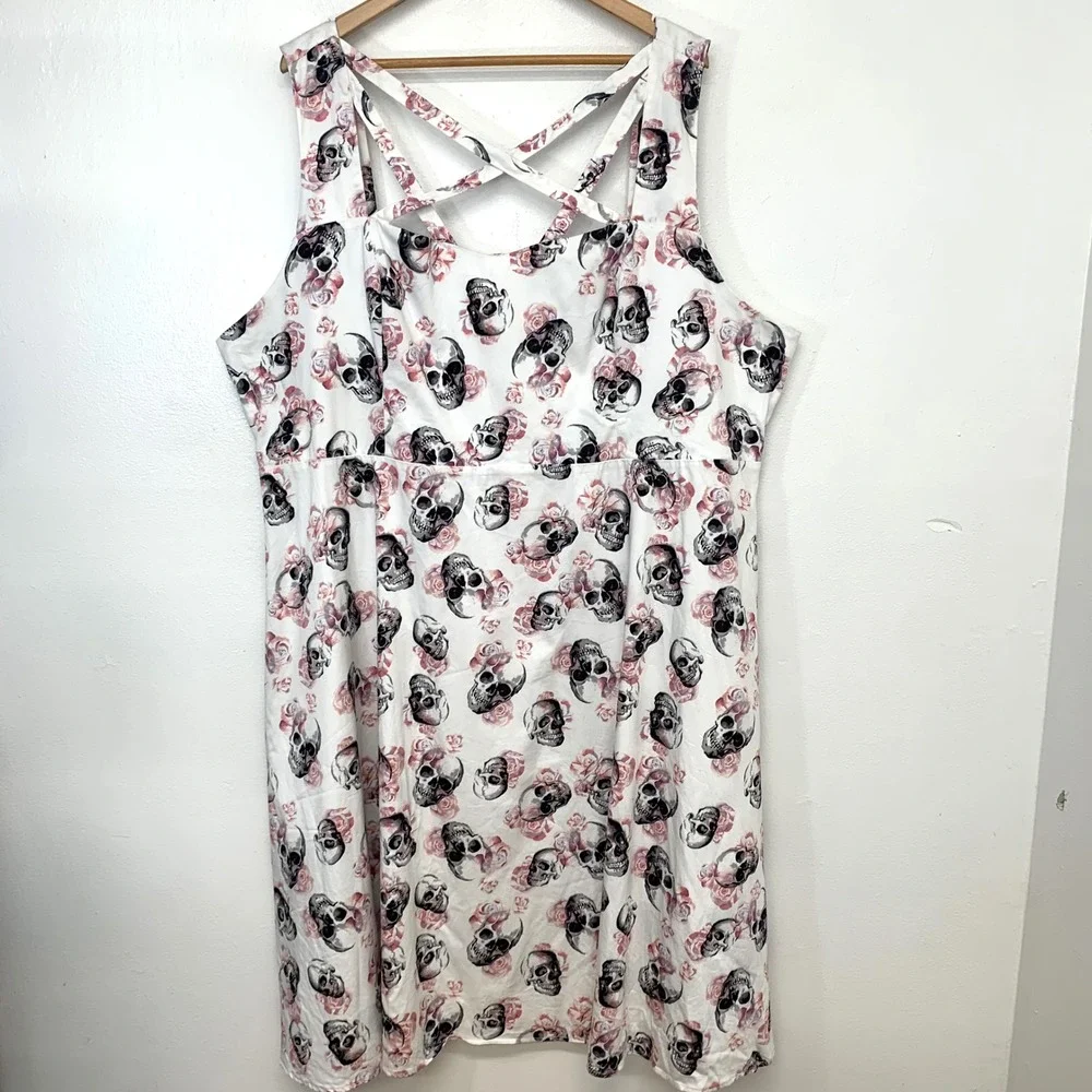 Torrid Skull Rose Print Midi Dress  Sz  26 Fit Flare White Pink Gothic Stretxch